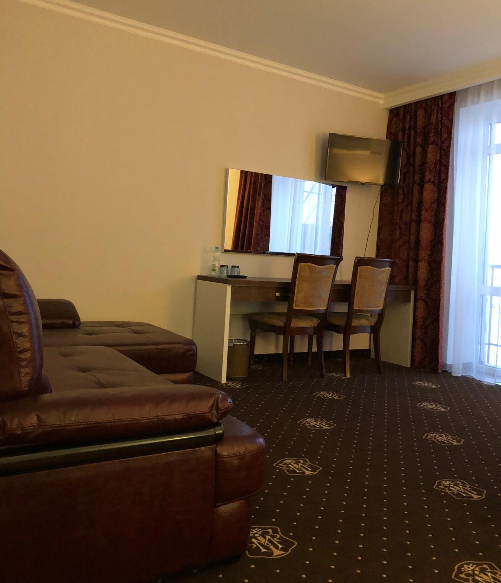 Hotel Boutique TOVMED Vinnytsia Chambre photo